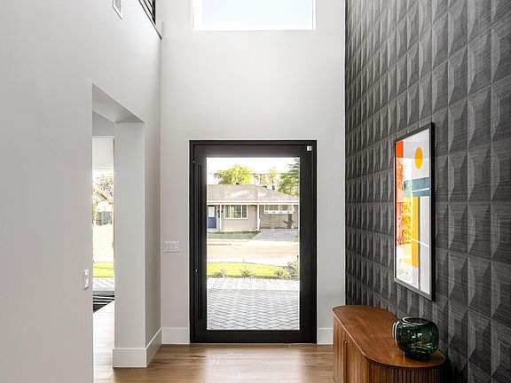 4th image of 6542 E 5TH Street