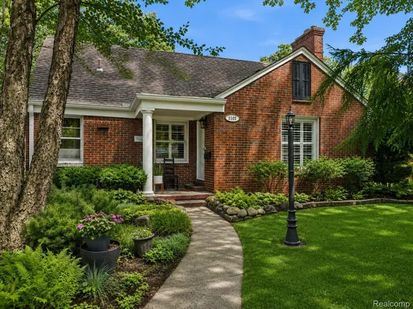 1102 N Lafayette Ave, Royal Oak, MI 48067