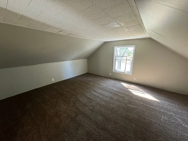 904 E Elkhart St — Photo 13