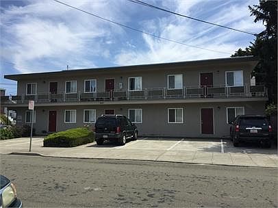 1st image of 801 Stannage Ave APT 02