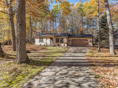 121 Black Squirrel Ct, Roscommon, MI, 48653