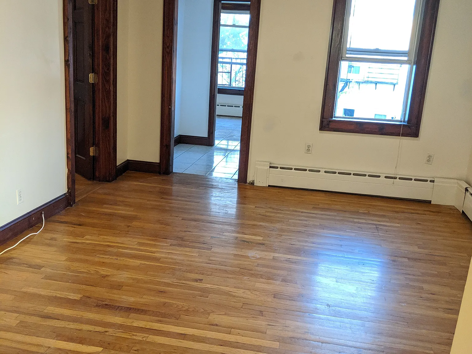 3 bed, 800 sqft, $775 — Photo 4