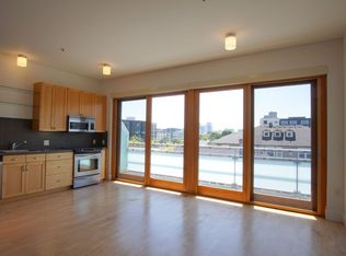 1919 NW Quimby St #402, Portland, OR 97209