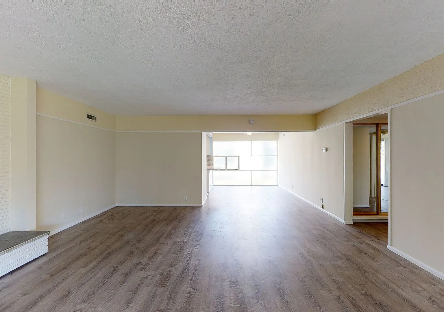 225ora — Photo 2
