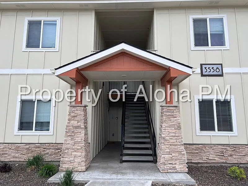3558 E Grand Forest Dr #201