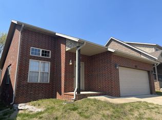 3549 S Juniper Ave, Springfield, MO 65804