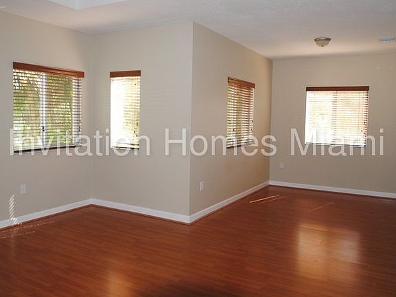 3rd image of 8819 SW 219th Ln