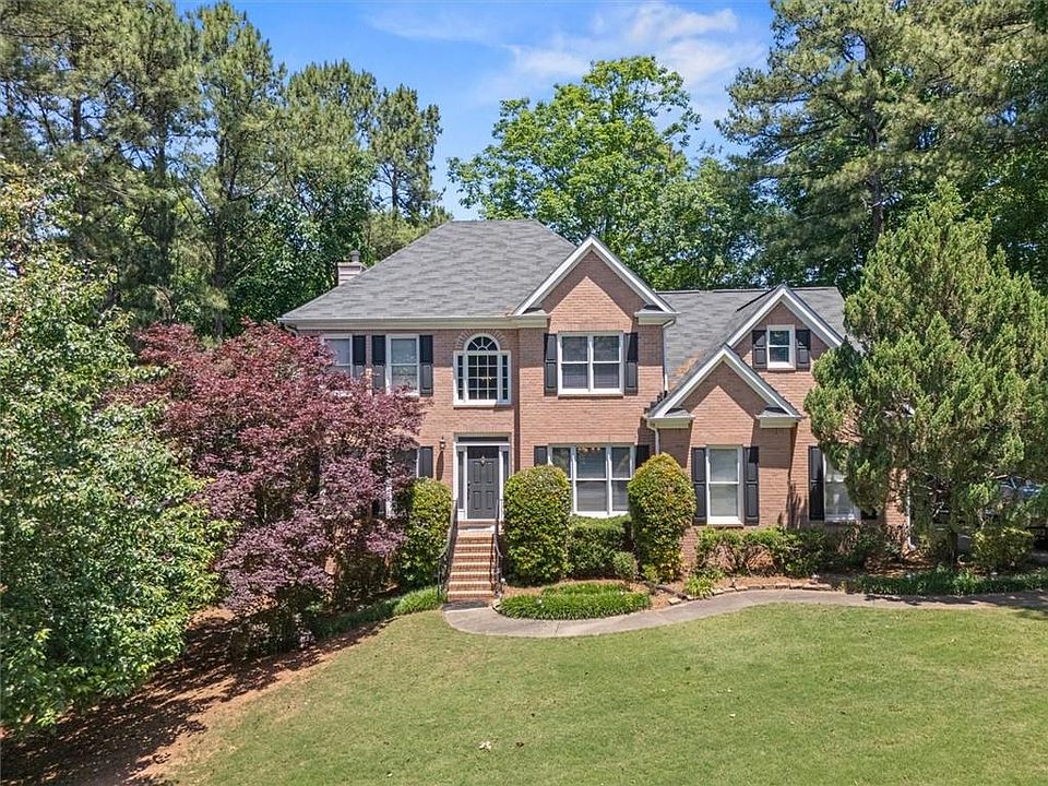 1st image of 2410 Waterton Ct NW