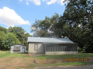 102 Lansing Ave, Parkin, AR 72373