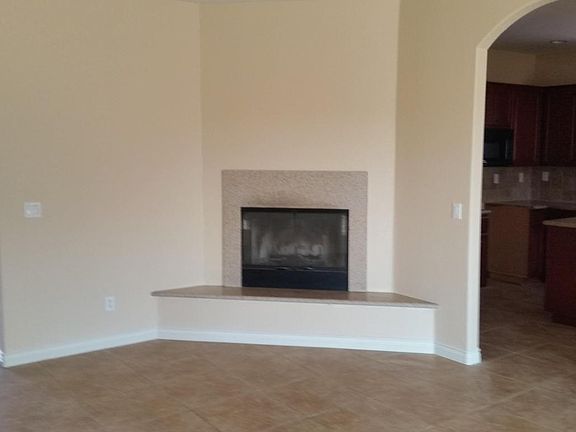 4th image of 21412 79th St