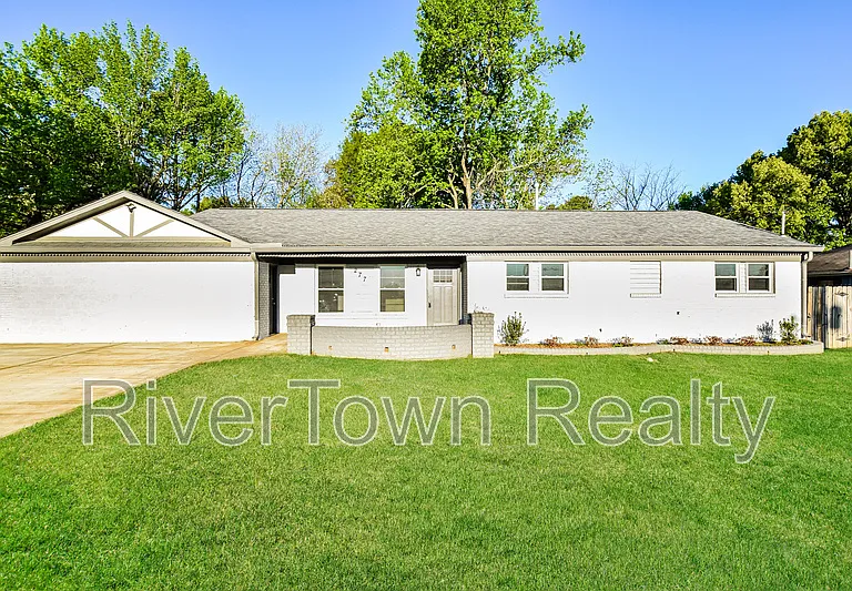 277 S Mount Pleasant Rd — Photo 1