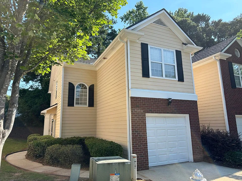 7040 Biltmore Trce