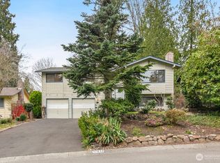 17612 Valley Circle Dr, Bothell, WA 98012
