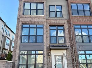 5502 Topaz Ln, Bethesda, MD 20816