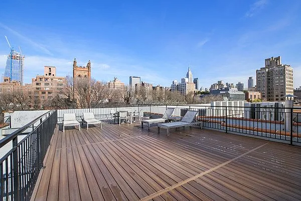 Sold by Compass | media 5