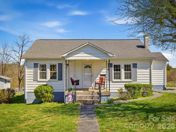 3560 Hartland Rd, Morganton, NC 28655