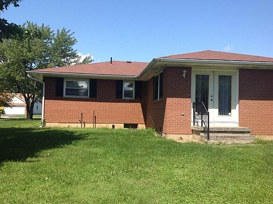 5th image of 693 Lawson Dr