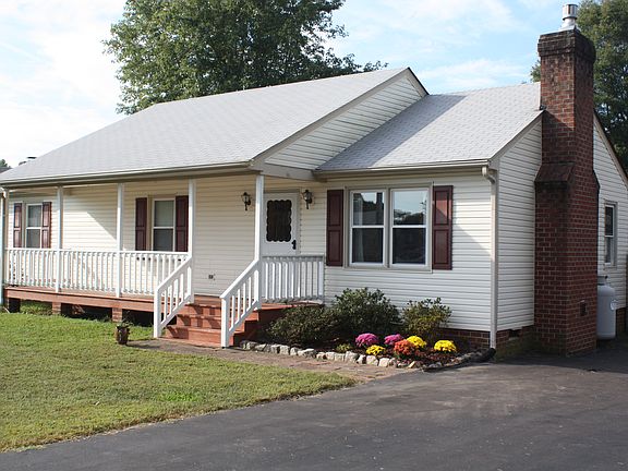 3rd image of 8205 Tiffany Ln