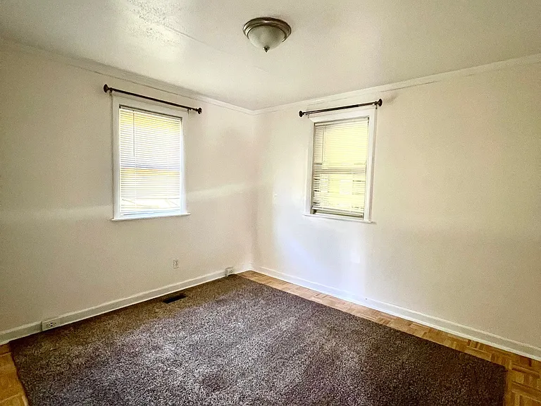 119 E Church St — Photo 16