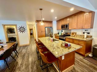 405 Oak St, Tahoma, CA