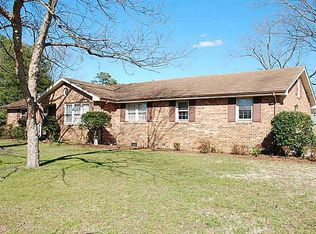 940 E Goodview Dr, Virginia Beach, VA 23464