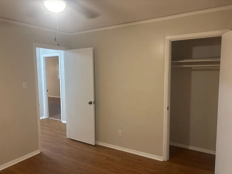 3323 Bedford Ln — Photo 8