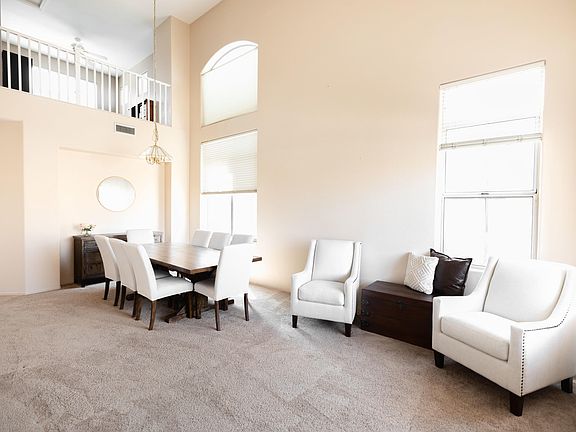 4th image of 1401 W Armstrong Way