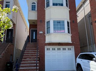 211 Cleveland Ave #1F-G, Harrison, NJ 07029