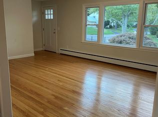 90 Parker St, Lincoln, RI 02865