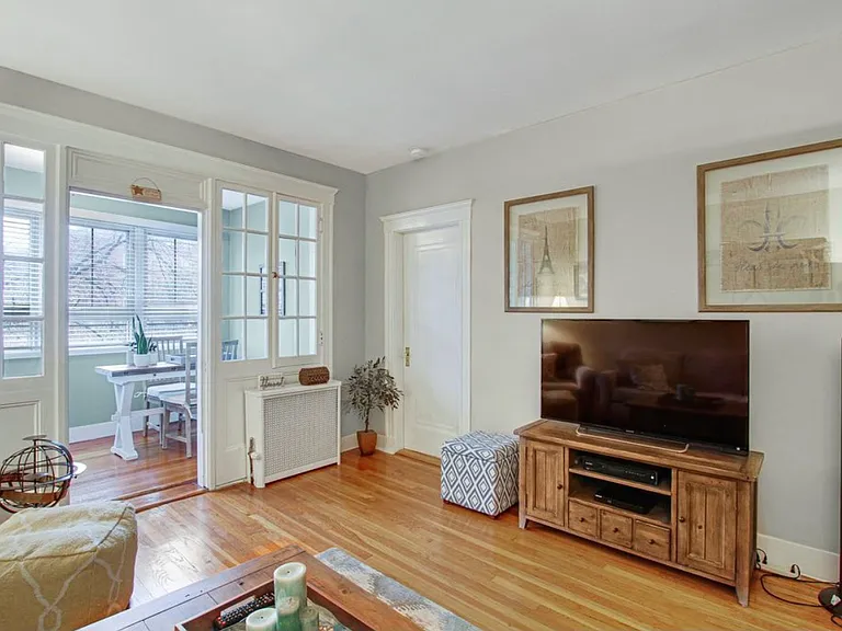 335 S Huntington Ave #9 — Photo 3