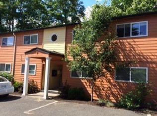 3543 SW Troy St APT 16, Portland, OR 97219