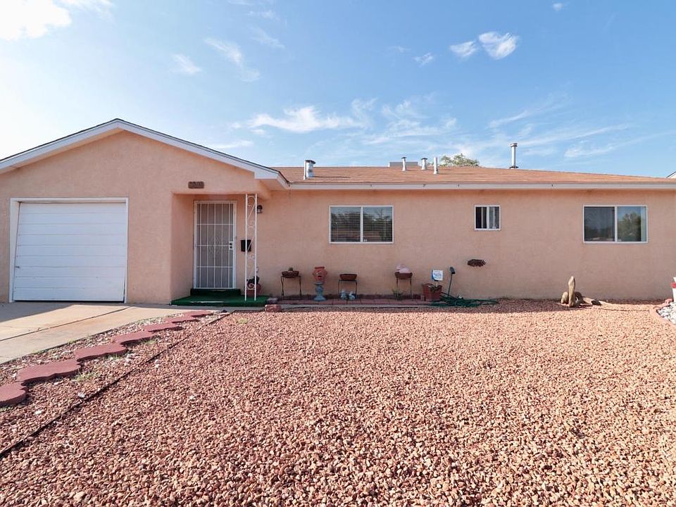 1st image of 3809 Los Arboles Ave NE