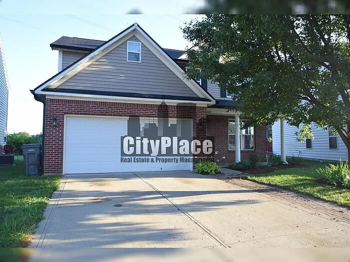 4440 Valley Trace Dr — Photo 3