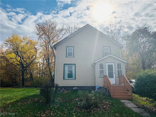 1736 W 48th St, Ashtabula, OH 44004
