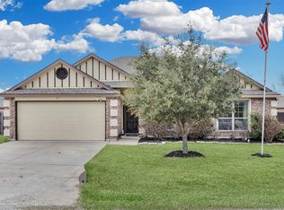 106 Poinsetta Dr, Palmer, TX 75152