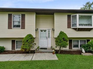 121 Farm To Market Rd, Brewster, NY 10509