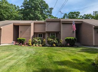 30 Maple Avenue, Hampstead, NH 03841