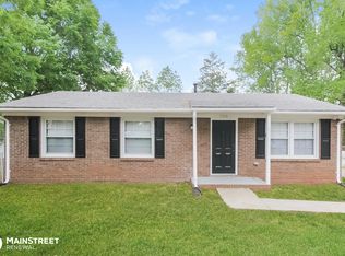 730 Rudd Ct, Charlotte, NC 28216
