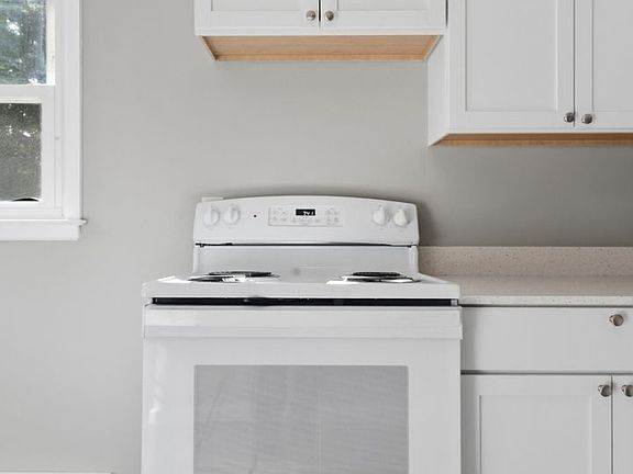 3rd image of 251-259 N Washington St #8