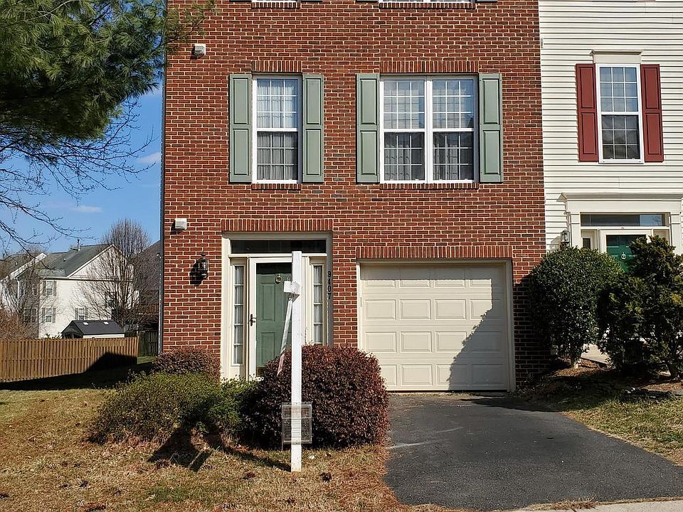 9407 Black Hawk Ct, Manassas Park, VA 20111 | Zillow