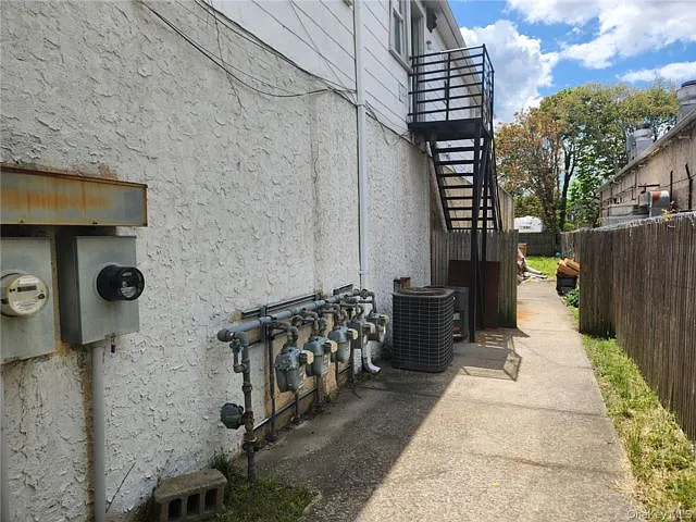776 Montauk Hwy — Photo 2