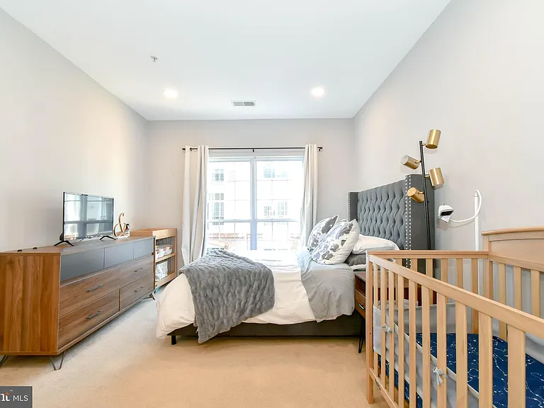 4850 Eisenhower Ave #314 — Photo 21