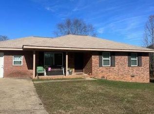 580 Mills Dr, Covington, GA 30016