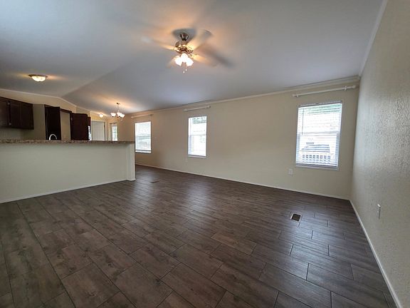 5th image of 1440 W Plum St #162