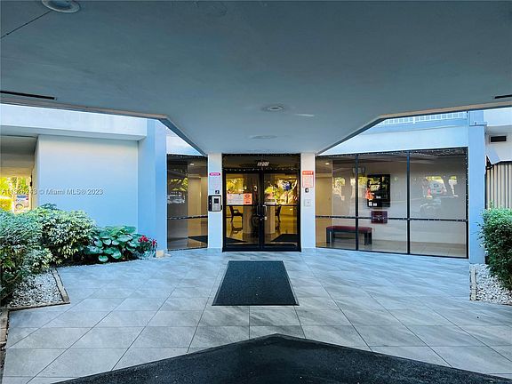2nd image of 1300 NE Miami Gardens Dr APT 204E