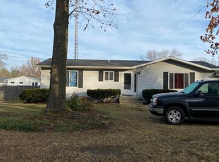 33850 Redfield St, Niles, MI 49120