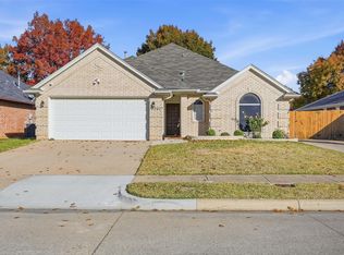 9041 Creede Trl, Fort Worth, TX 76118