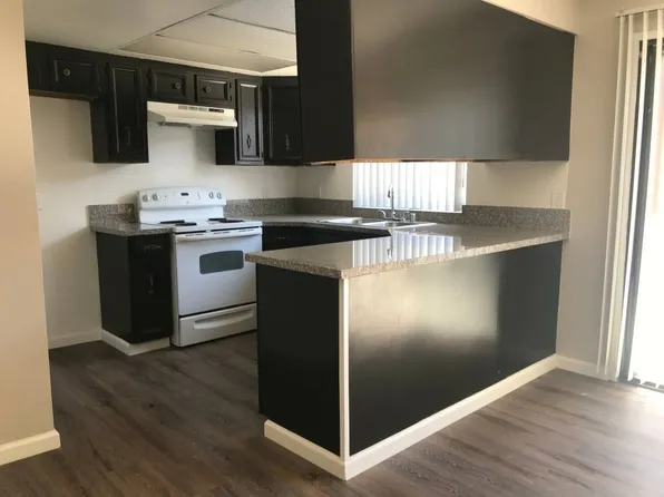 Arcadia Townhomes, 5324 Fairfax Rd #5308E, Bakersfield, CA 93306