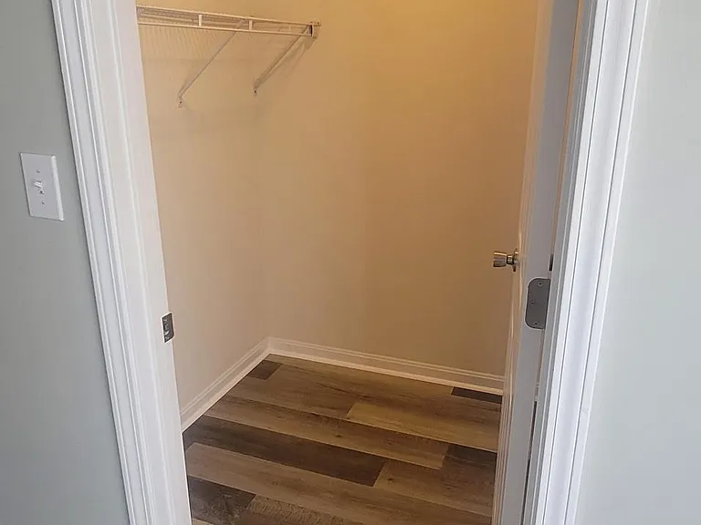 7110 Astin Ct — Photo 16