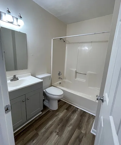 153 School Rd E #1 — Photo 7